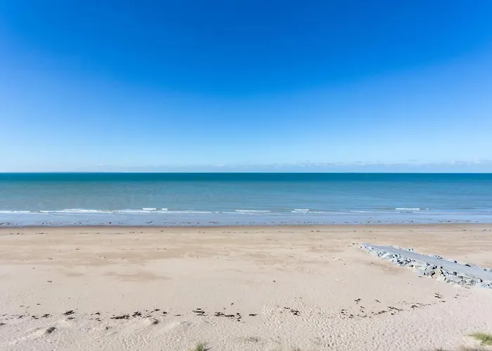 Les Mouettes By Interhome Jullouville